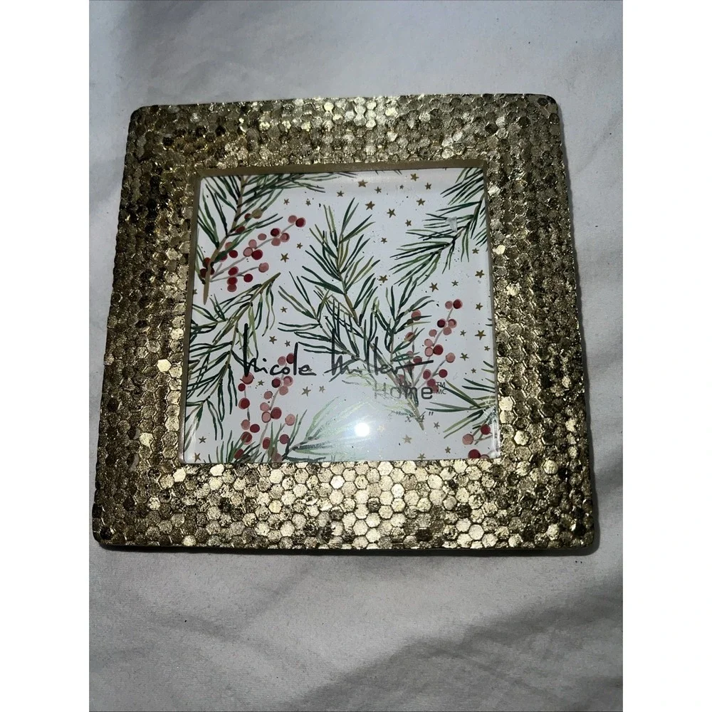 Nicole Miller Home Square 4" x 4" Gold Tone Textured Photo Picture Frame - Picture 1 of 3